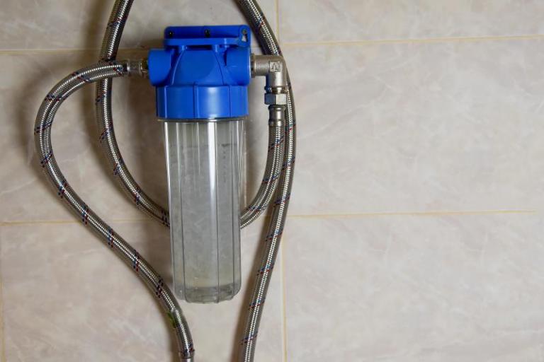 Comment un adoucisseur d'eau peut protéger vos installations et votre santé